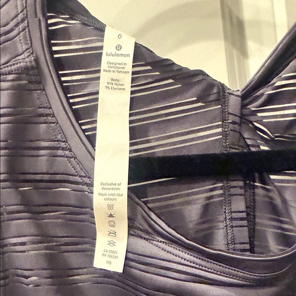 Lululemon Meet Halfway Tank Striped Moonwalk Sz 6 - Picture 7 of 7